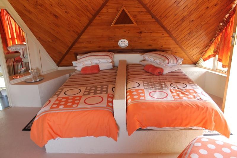 Pyramids Motel Van Reenen Buitenkant foto